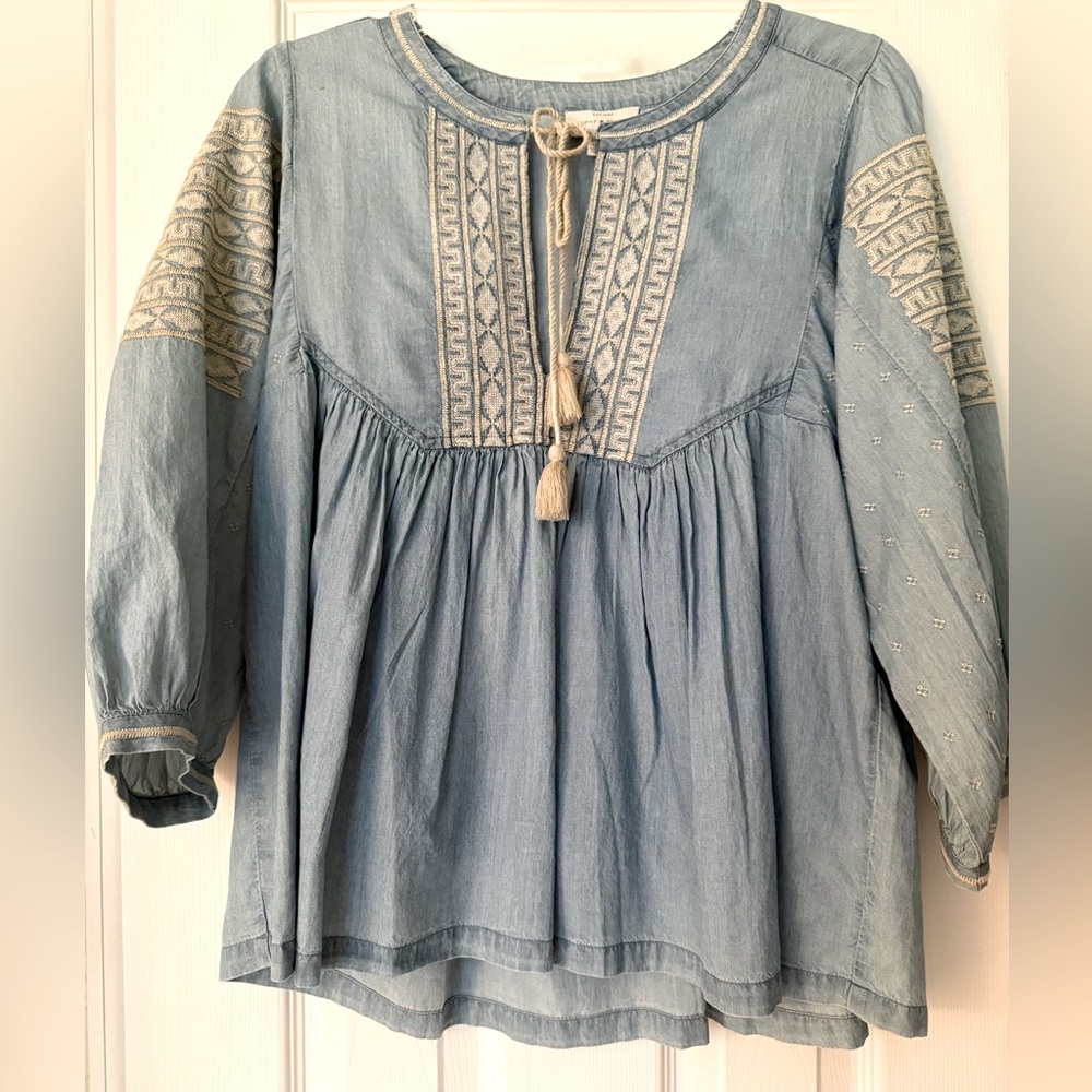 Lucky Brand embroidered peasant blouse in M/M.